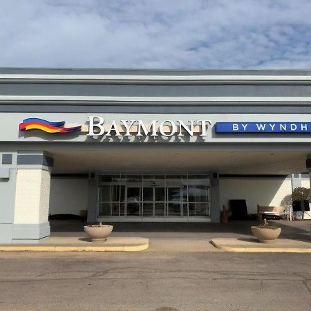 Baymont Inn & Suites Marietta Exterior photo