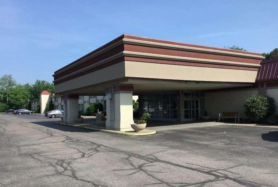 Baymont Inn & Suites Marietta Exterior photo