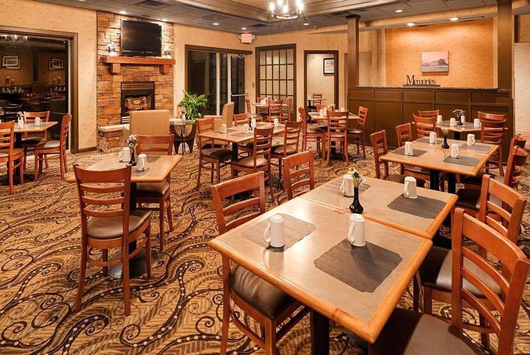 Baymont Inn & Suites Marietta Exterior photo